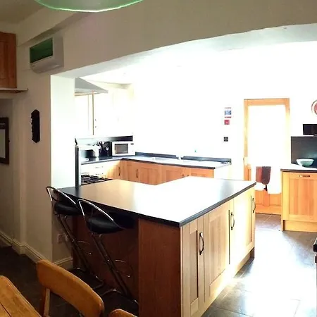 Apartment Maple Bank *